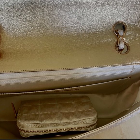 Authentic Beautiful Vintage Chanel Canvas Flap - Picture 4 of 9